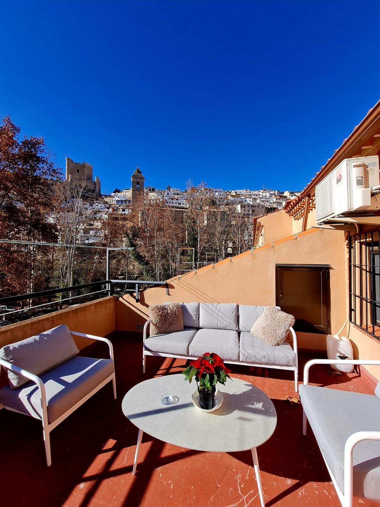 Apartamentos Los Robles Alcala del Jucar Extérieur photo